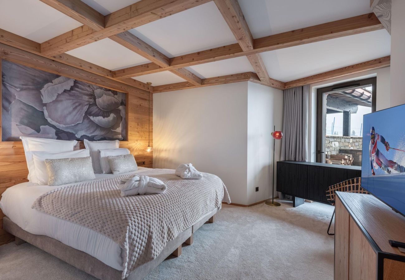 Apartment in Courchevel - Winter Courchevel -- L'Avorio, SKI IN OUT, 8pax