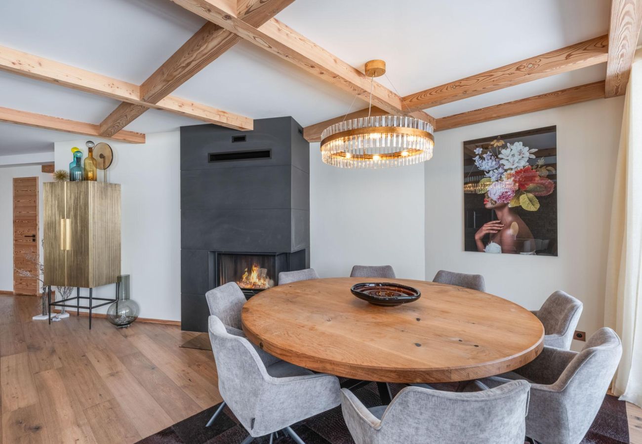 Apartment in Courchevel - Winter Courchevel -- Le Mistero, SKI IN OUT, 8pax