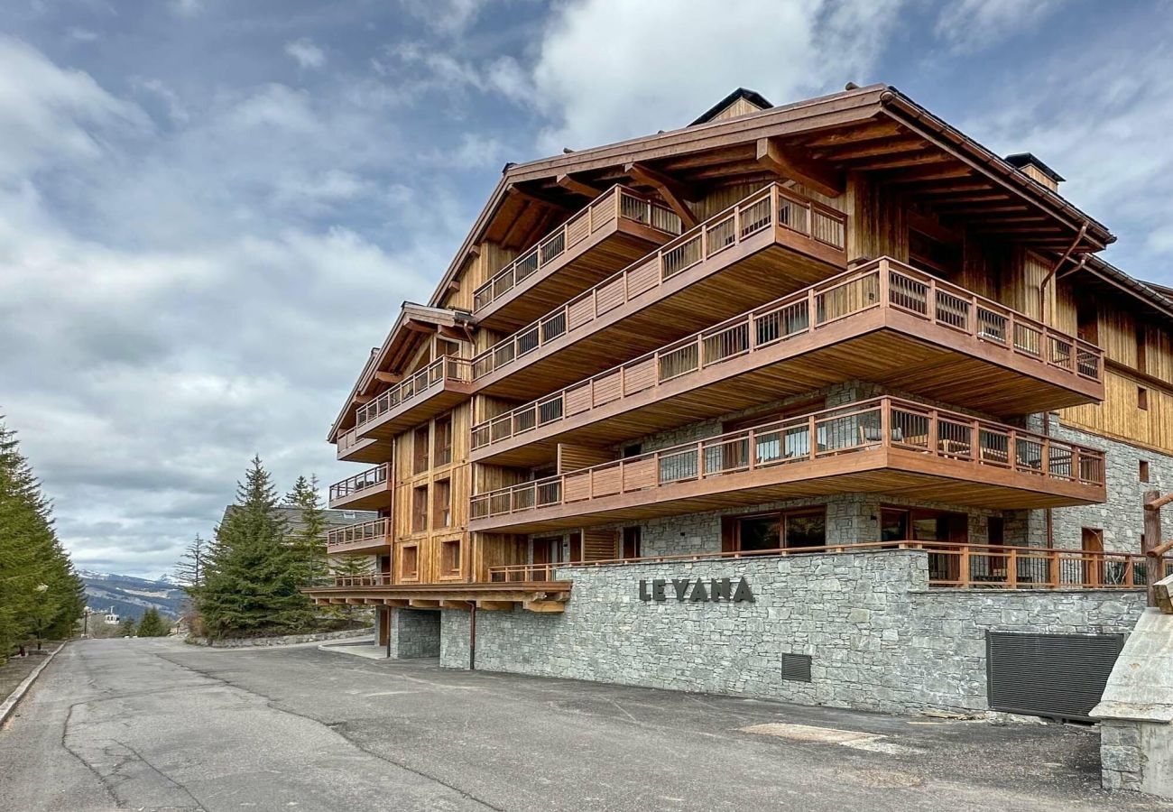 Meribel residence at the foot of the slopes, where to stay in Meribel, cocooning airbnb in the French Alps, ski in out