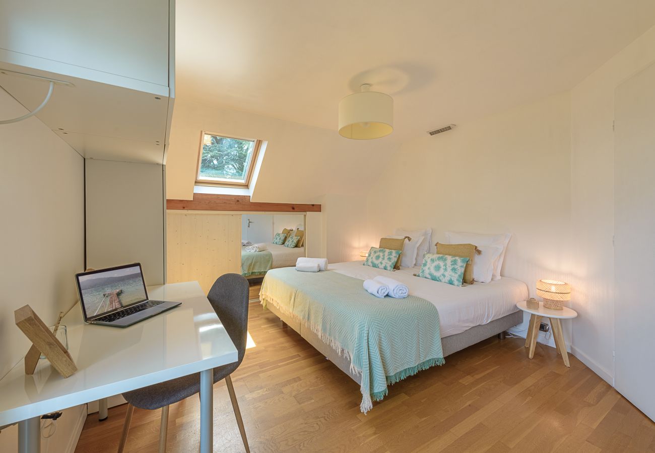 bedroom, cocooning, holiday rental, location, annecy, lake, mountains, luxury, house, villa, hotel, sun, snow, vacation