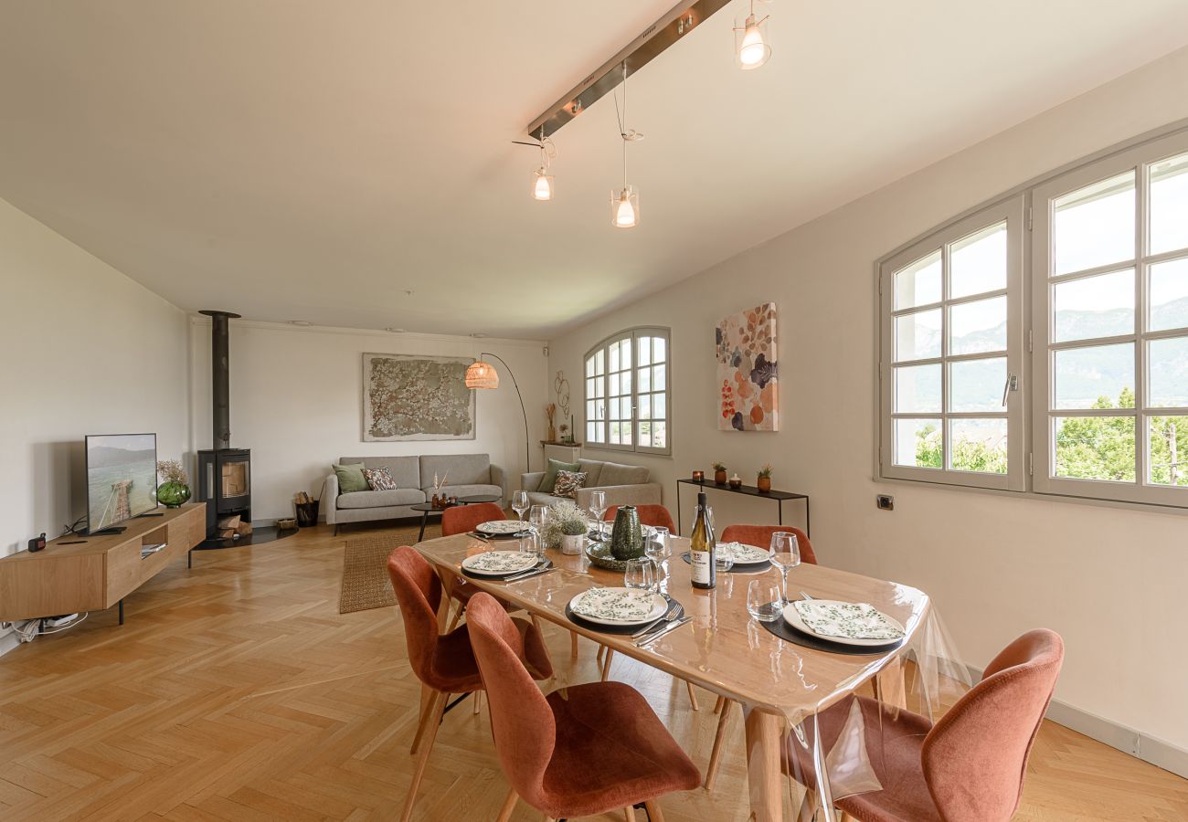 Villa rental in Annecy - concierge service 