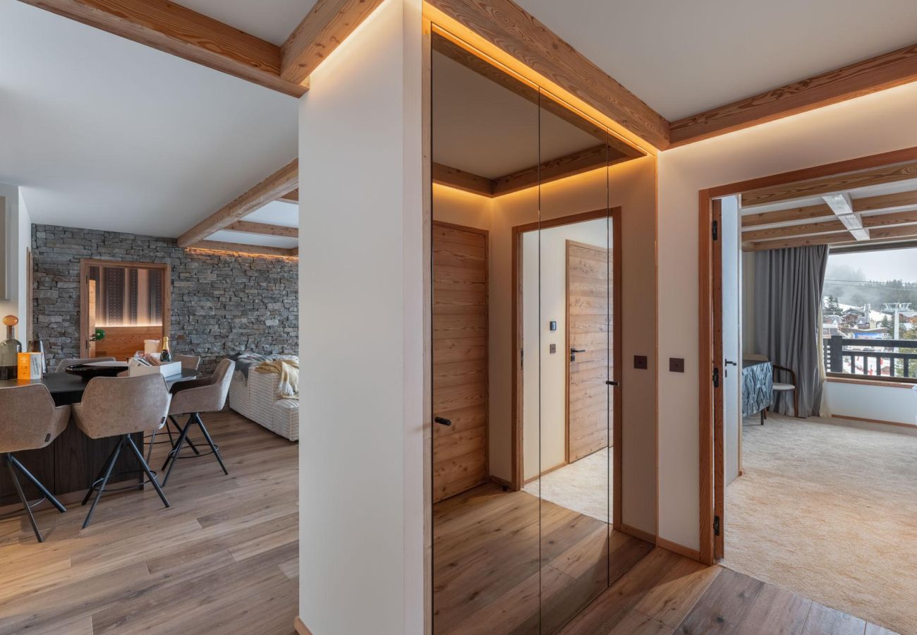 Apartment in Courchevel - Winter Courchevel -- L'Oro, SKI IN OUT, 6pax