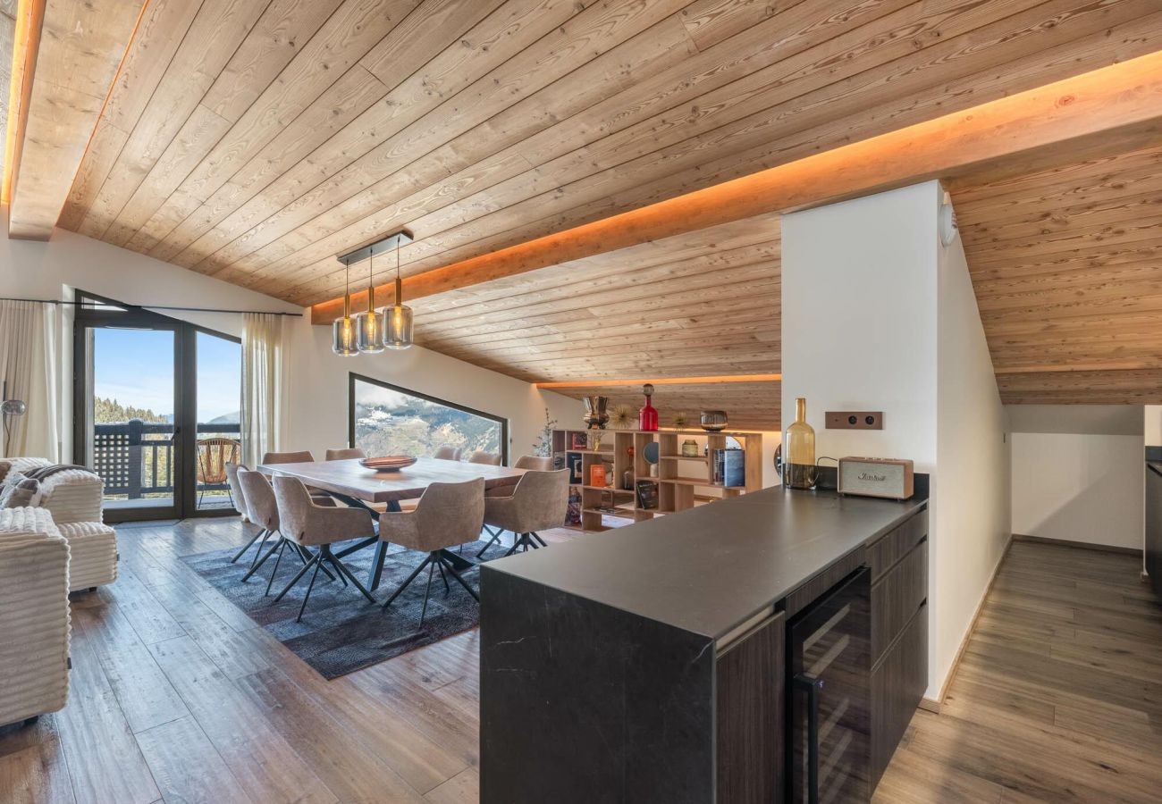 Apartment in Courchevel - Winter Courchevel -- Le Sirio, SKI IN OUT, 8pax