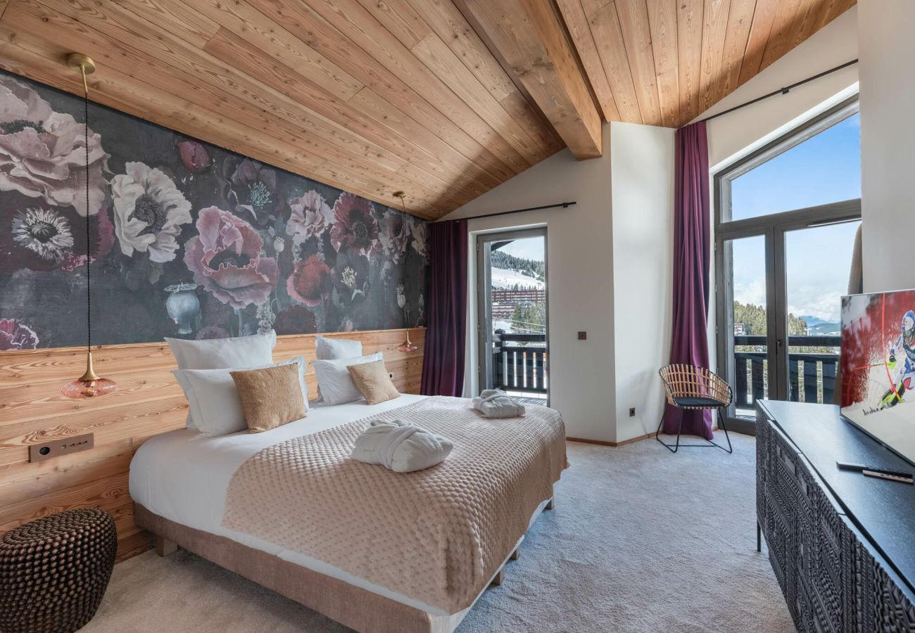 Apartment in Courchevel - Winter Courchevel -- Le Sirio, SKI IN OUT, 8pax