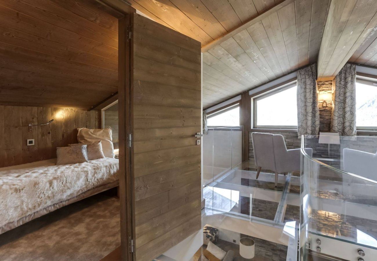 Apartment in Courchevel - Winter Courchevel -- Carre Blanc 250 de standing