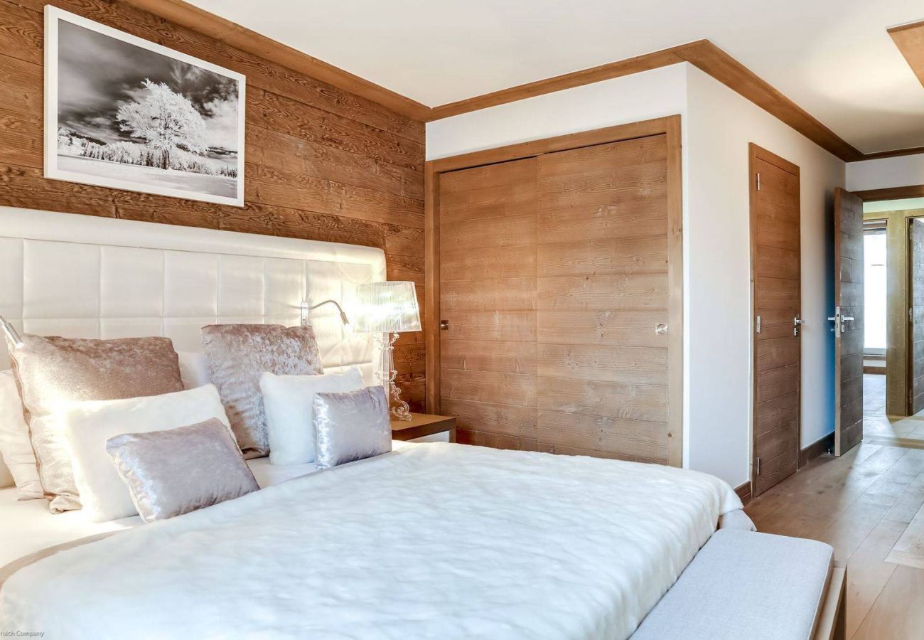 Apartment in Courchevel - Winter Courchevel -- Carre Blanc 250 de standing