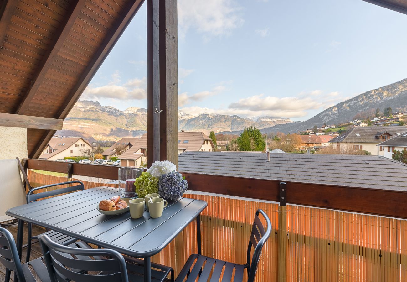 Apartment rentals on Lake Annecy and in the French Alps 