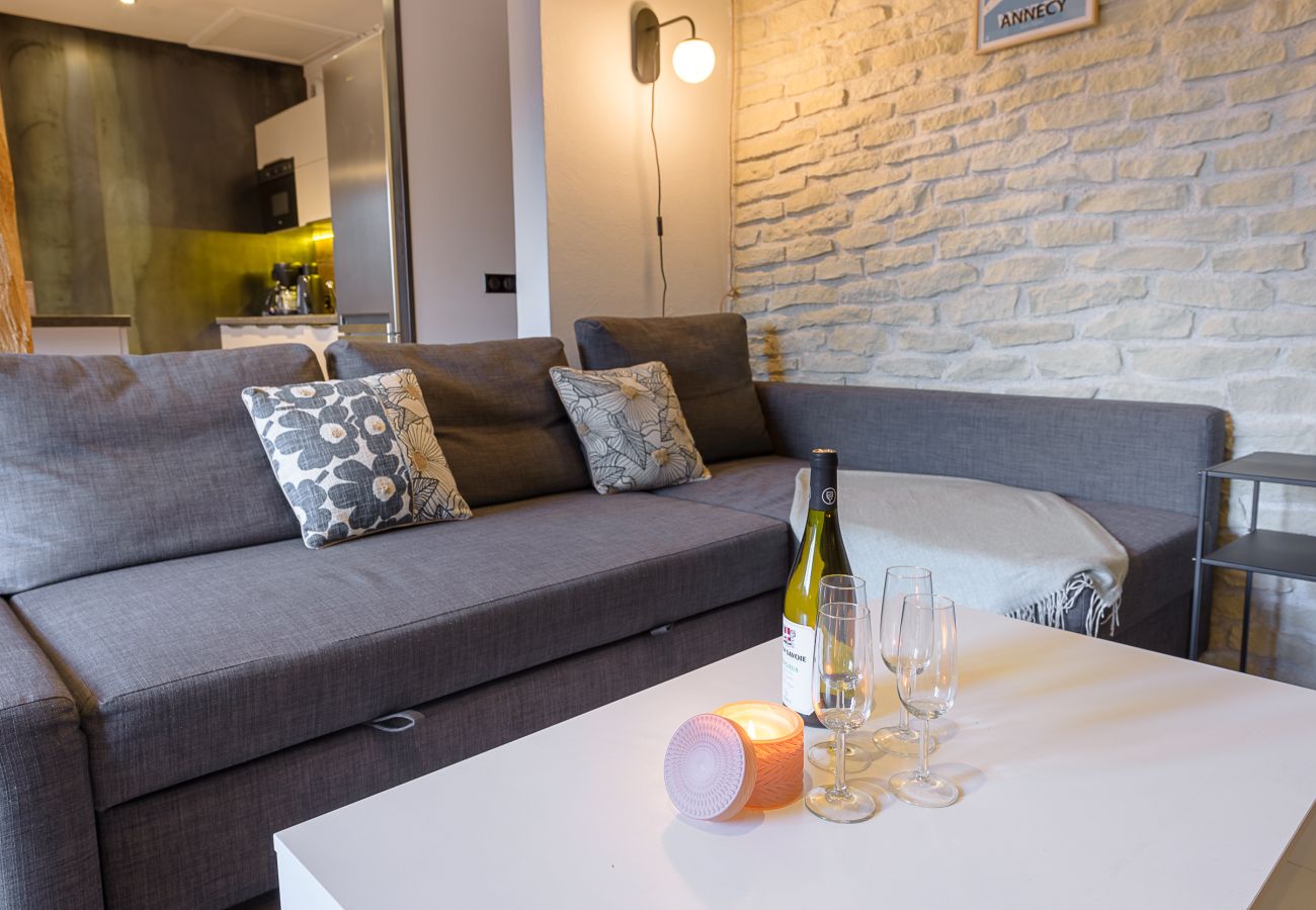 Apartment in Saint-Jorioz - ST JORIOZ - Le Cosy Berlet, T2 vue Tournette