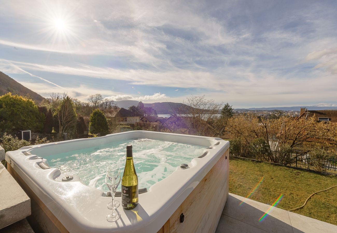 villa with jaccuzi lake view annecy for rent