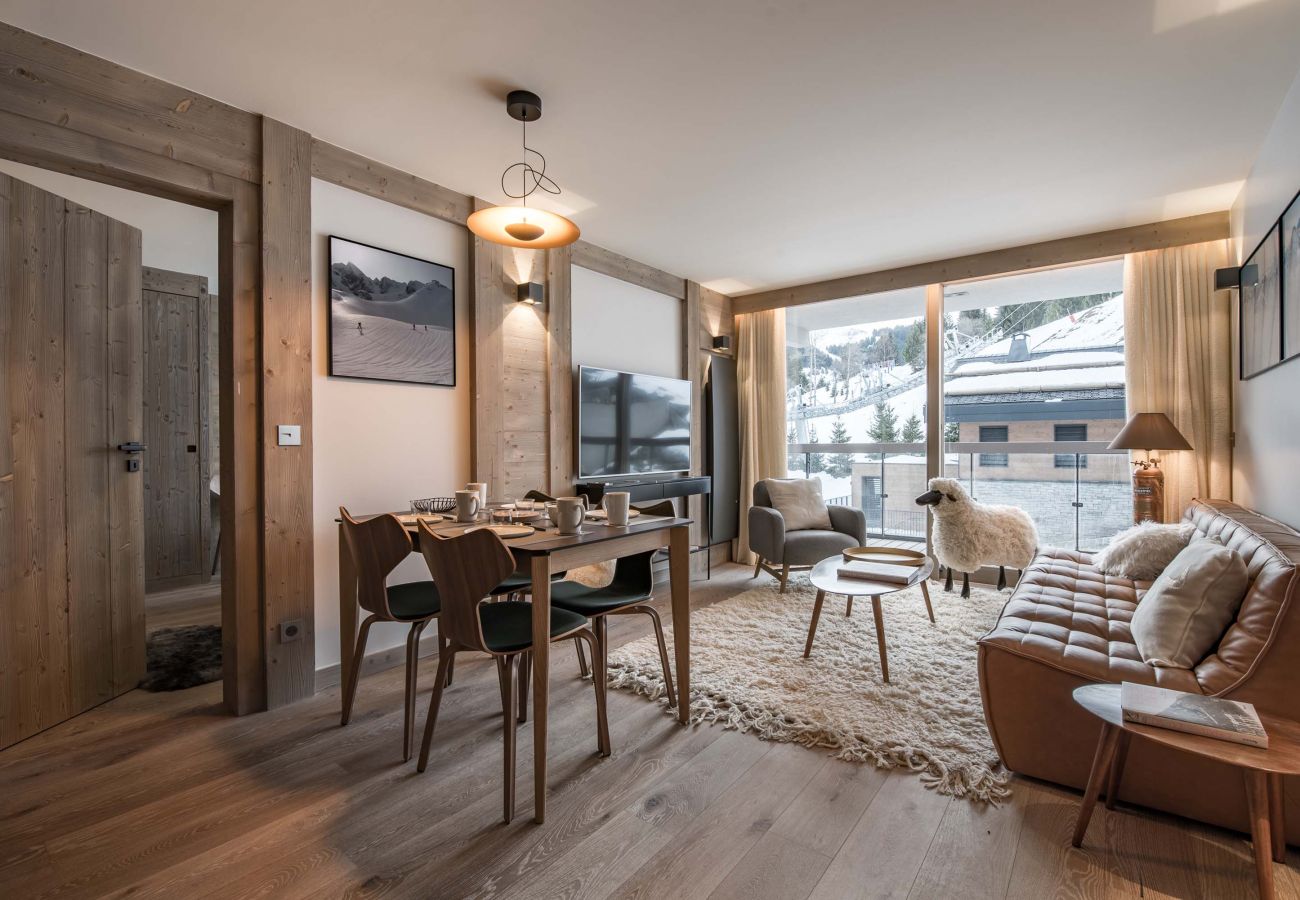 résidence Courchevel au pied des pistes, location avec piscine, airbnb Courchevel, concierge luxe alpes, séjour ski 