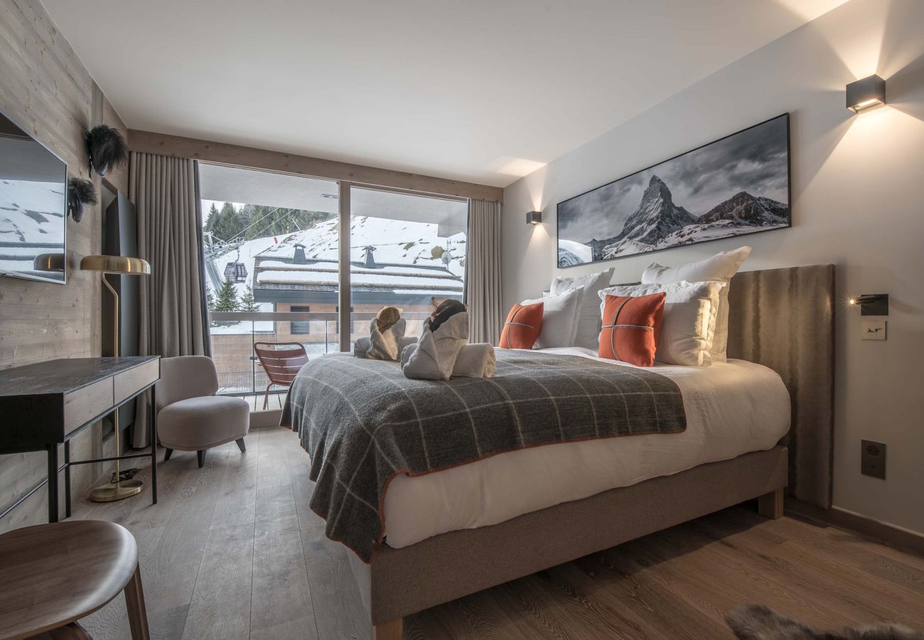 résidence Courchevel au pied des pistes, location avec piscine, airbnb Courchevel, concierge luxe alpes, séjour ski 