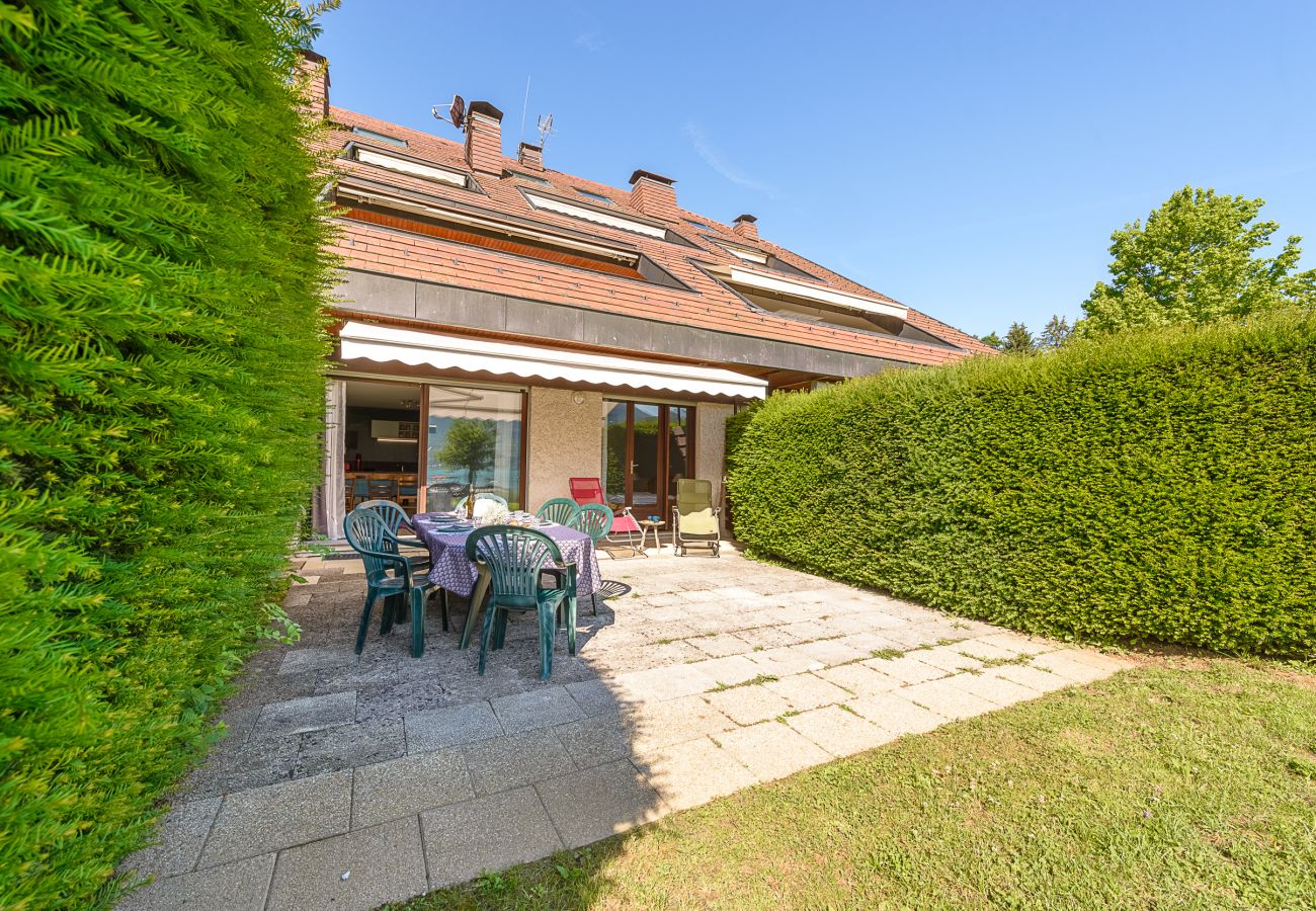 Appartement à Duingt - DUINGT - Cote Lac et Jardins, Pieds dans l'eau