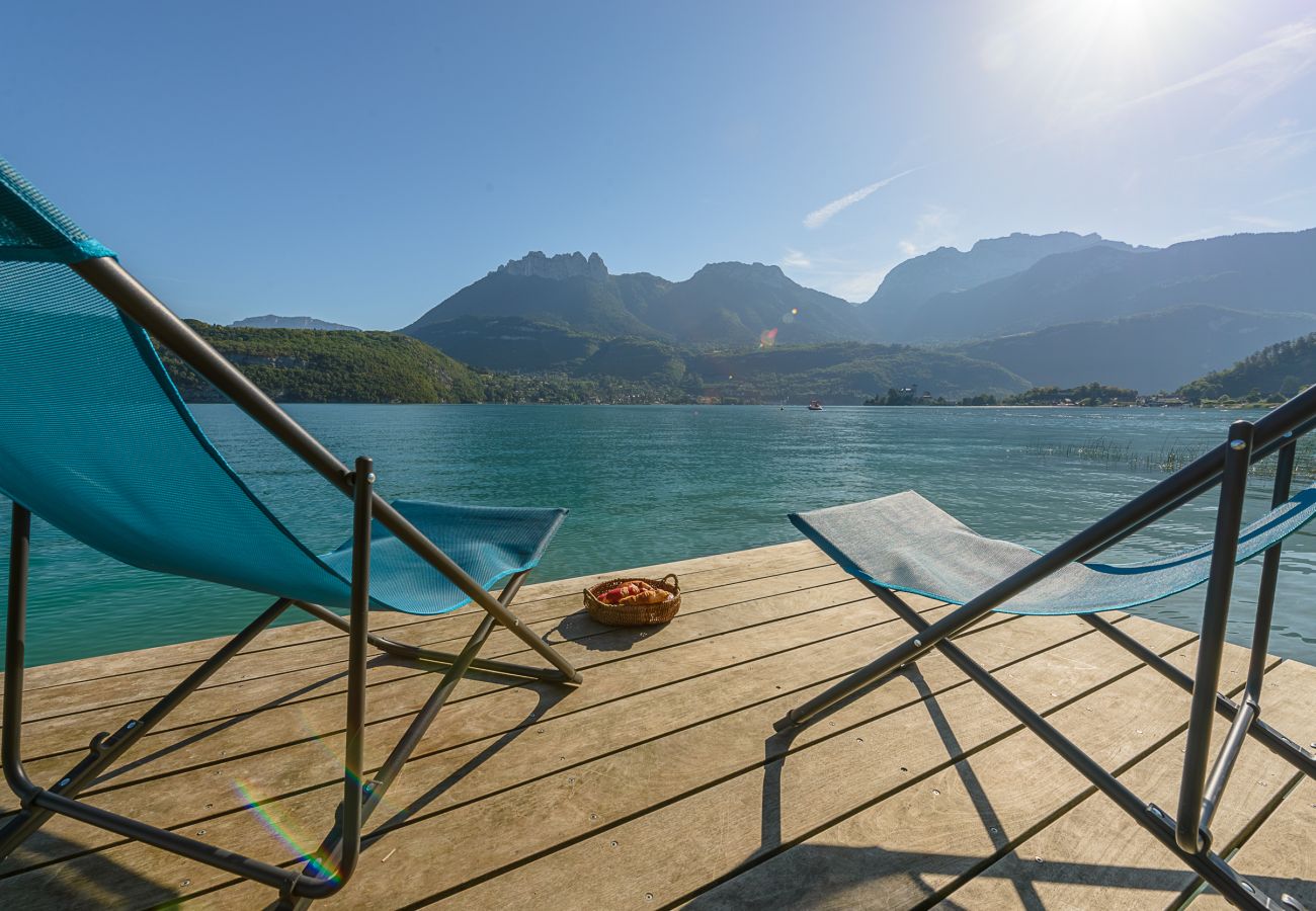 Location maison avec piscine privée, villas avec accès plage privée, location saisonnière lac et montagnes, maison avec vue